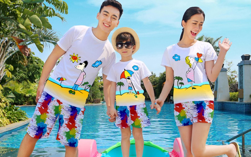 Áo đồng phục du lịch biển 2025 7 Áo đồng phục du lịch biển may bằng vải thun cotton thoáng mát (Nguồn: Internet)