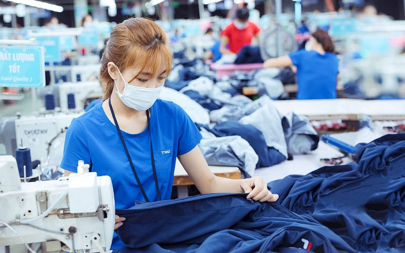 7 công ty gia công may mặc xuất khẩu TP.HCM 12 Công ty gia công may mặc xuất khẩu TP.HCM - May Việt Tiến (Nguồn: Internet)