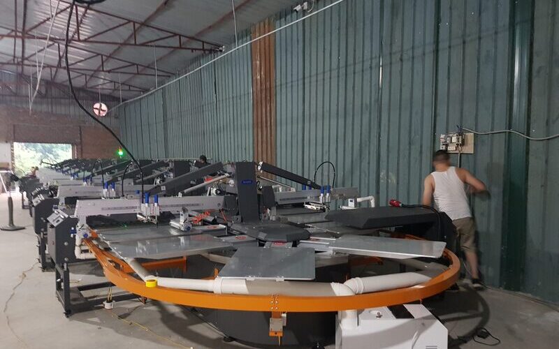 Máy in lụa công nghiệp: Đáp ứng mọi nhu cầu in ấn 7 Máy in lụa công nghiệp có năng suất cao (Nguồn: Internet)