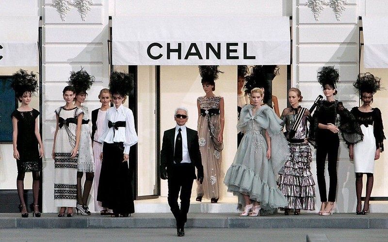Thời trang cao cấp nữ: Chọn đồ như 1 fashionista 9 Thương hiệu thời trang cao cấp nữ Chanel (Nguồn: Internet)
