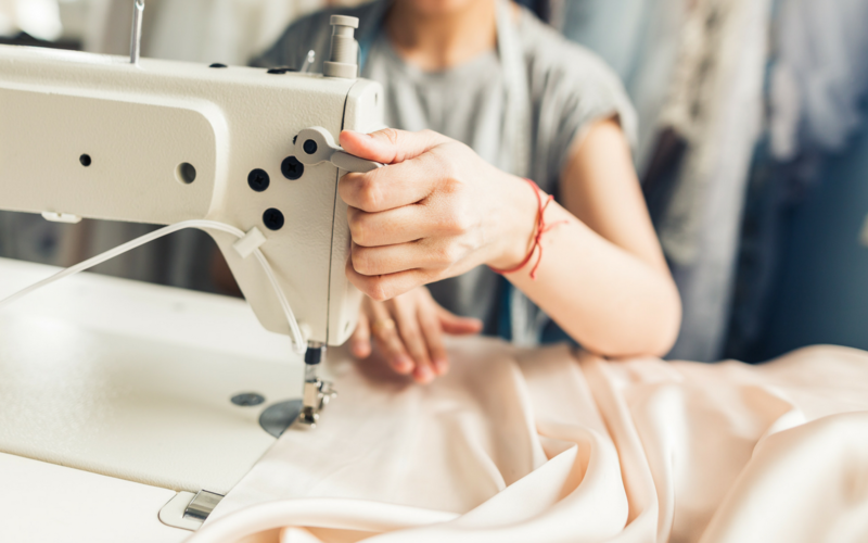 Xưởng gia công quần áo: Tối ưu cho thương hiệu 5 Xưởng gia công quần áo chuyên sản xuất các sản phẩm thời trang (Nguồn: Internet)