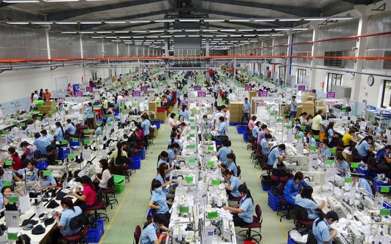 8 xưởng may đồng phục ngân hàng Hà Nội 7 Xưởng may đồng phục ngân hàng Hà Nội (Nguồn: Internet)