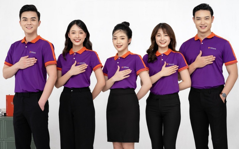 8 xưởng may đồng phục ngân hàng Hà Nội 11 Sản phẩm của xưởng may đồng phục ngân hàng Hà Nội - Đồng phục Hà Thành (Nguồn: Internet)