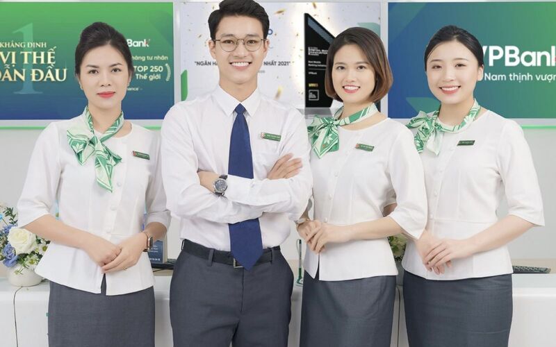 10 xưởng may đồng phục ngân hàng TP.HCM 8 Sản phẩm của xưởng may đồng phục ngân hàng TP.HCM - Khương Mai (Nguồn: Internet)