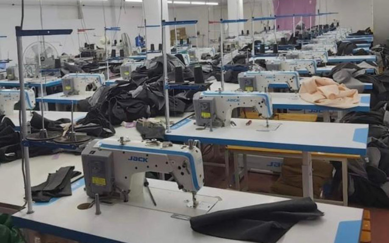 5 xưởng may quần tây TP.HCM uy tín 10 Tiêu chí chọn xưởng may quần tây TP.HCM uy tín (Nguồn: Internet)