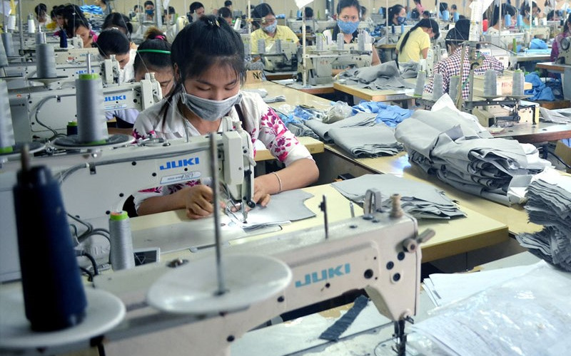 8 xưởng may váy chống nắng Hà Nội 7 Xưởng may váy chống nắng Hà Nội (Nguồn: Internet)