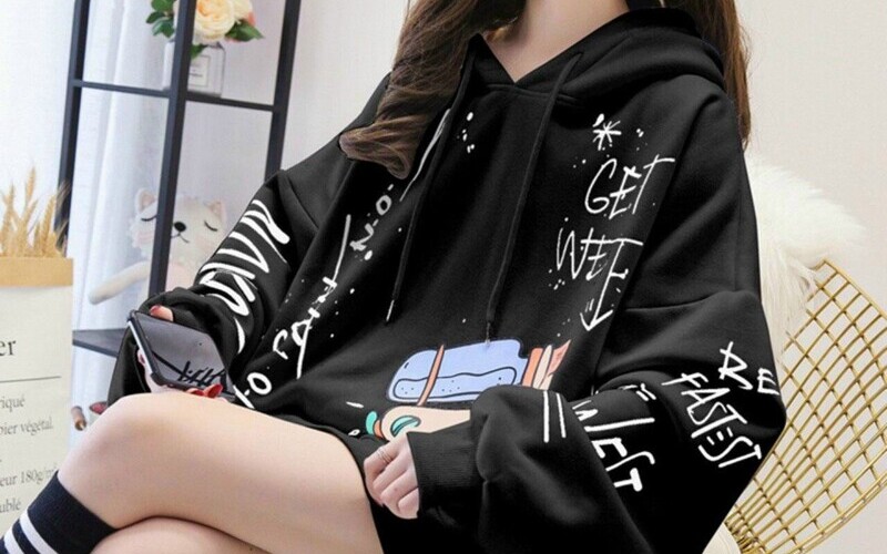Áo hoodie nữ oversize (Nguồn: Internet)