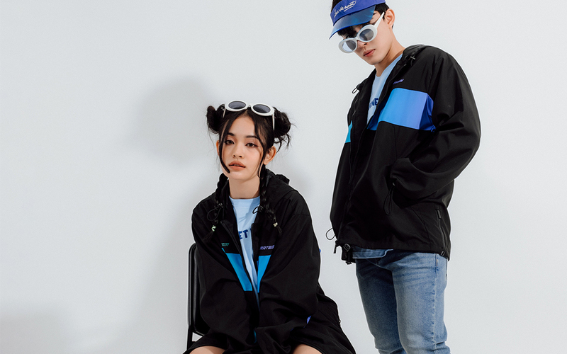 10 thương hiệu áo khoác local brand nổi bật 9 Phối đồ với áo khoác local brand (Nguồn: Internet)
