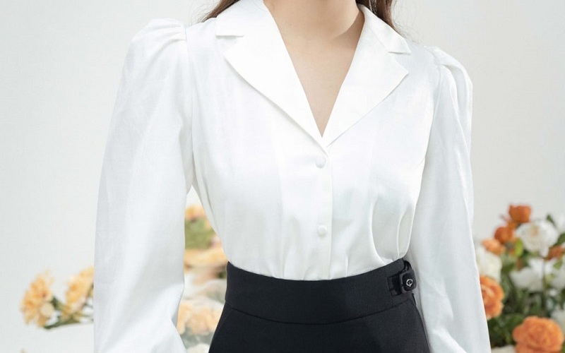 Chọn size áo sơ mi nữ phù hợp (Nguồn: Internet)