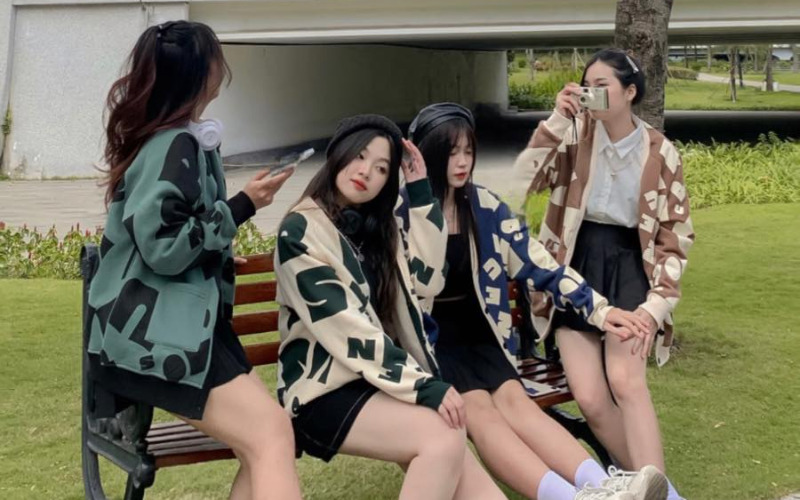 Cách bảo quản áo cardigan (Nguồn: Internet)