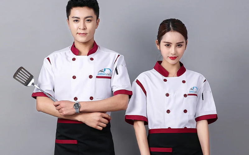 Đồng phục bếp giúp nhân viên trông chuyên nghiệp (Nguồn: Internet)
