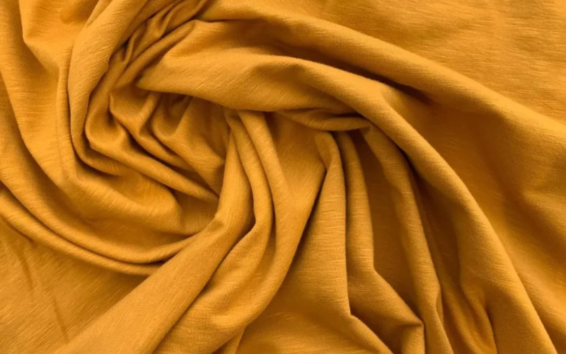 Loại vải thường dùng để làm đồng phục du lịch hè (Nguồn: Internet)