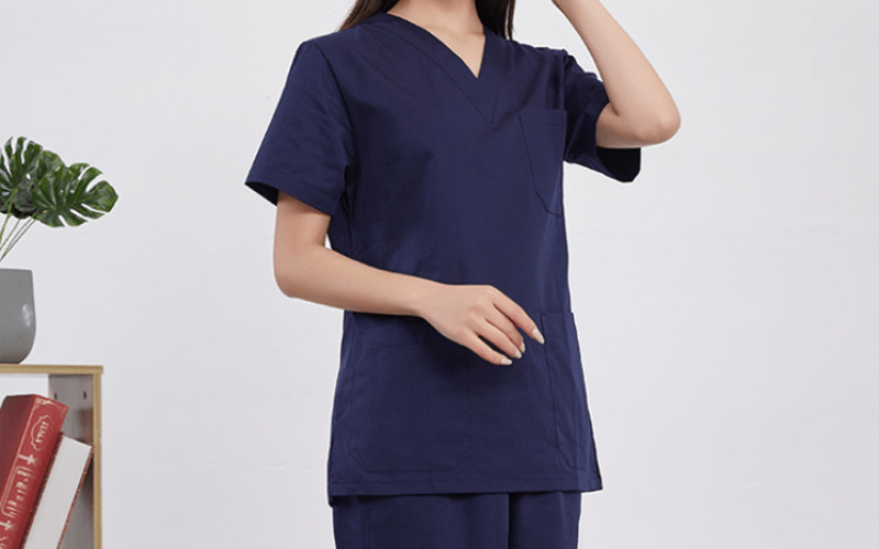 Đồng phục lễ tân nha khoa – Phong cách tinh tế 14 Đồng phục lễ tân nha khoa tinh tế, chuyên nghiệp (Nguồn: Internet)