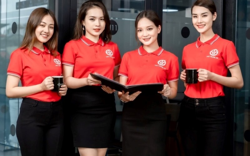 Đồng phục nhân viên phục vụ trong nhà hàng (Nguồn: Internet)