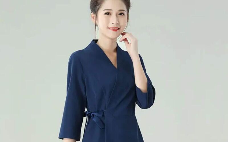 Mẫu đồng phục spa Hàn Quốc đẹp và chuyên nghiệp (Nguồn: Internet)