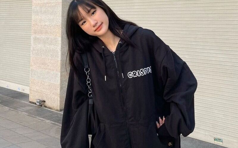 Áo hoodie oversize (Nguồn: Internet)