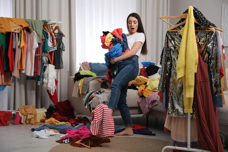 Thời trang nhanh: Xu hướng, tác hại & giải pháp 9 Mua sắm đồ cũ (Secondhand) (Nguồn: Internet)