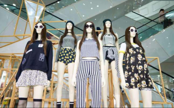 Thời trang nhanh ở Việt Nam (Nguồn: Internet)