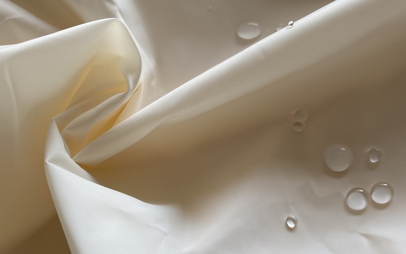 Vải taffeta: Sang trọng, quý phái 8 Vải Taffeta có độ bền cao (Nguồn: Internet)