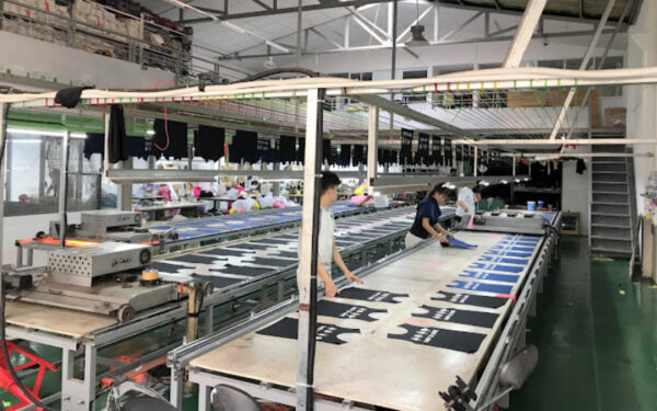 Tại sao nên chọn xưởng in lụa Bùi Minh Trực? (Nguồn: Internet)