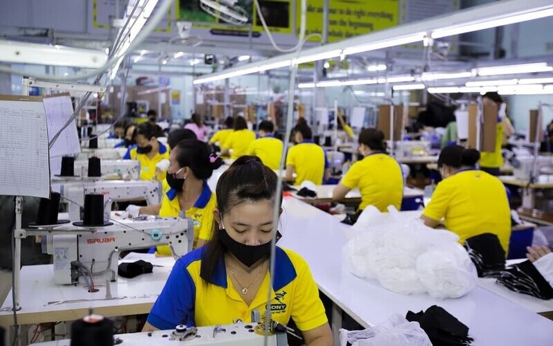 Top 5 Xưởng May Uy Tín, Chất Lượng Nhất Tại TP.HCM 14 Đội ngũ và cơ sở vật chất tại Dony (Nguồn:Internet)