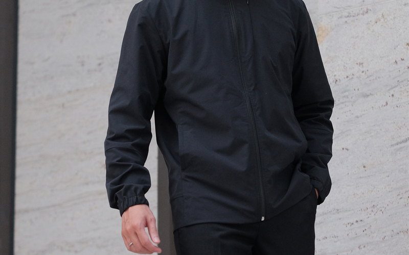 Áo khoác thể thao (Nguồn: Khương Mai)