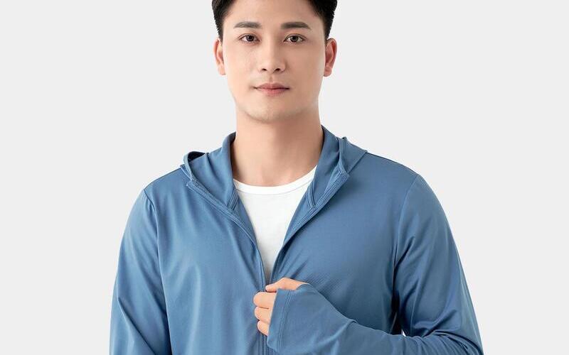 Xưởng may áo chống nắng chất lượng - Khương Mai 7 Sản phẩm do xưởng may áo chống nắng sản xuất có đường may chắc chắn (Nguồn: Internet)