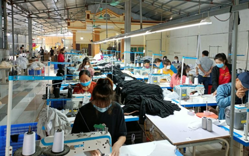 5 xưởng may áo gió giá rẻ Bùi Minh Trực 16 Xưởng may áo gió đường Bùi Minh Trực – Nhà may Xuân Đào (Nguồn: Internet)