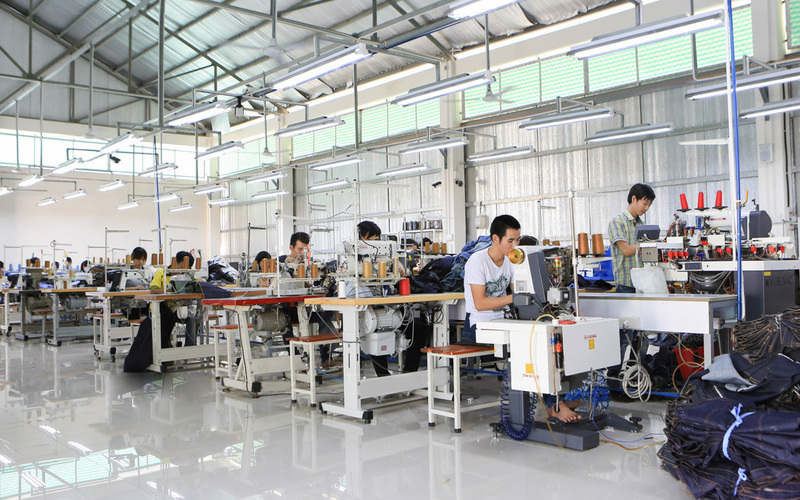 Xưởng may áo khoác đường Bùi Minh Trực - Nhà may Chiến (Nguồn: Internet)