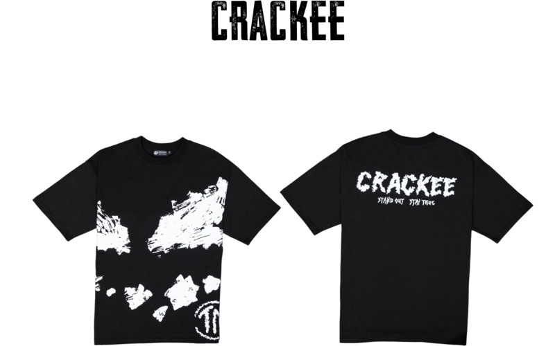 Áo thun tay lỡ (Nguồn: Khương Mai)