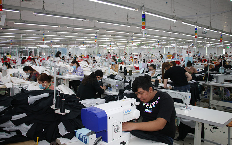 Xưởng may áo thun quận 8 - Hữu Nghị (Nguồn: Internet)