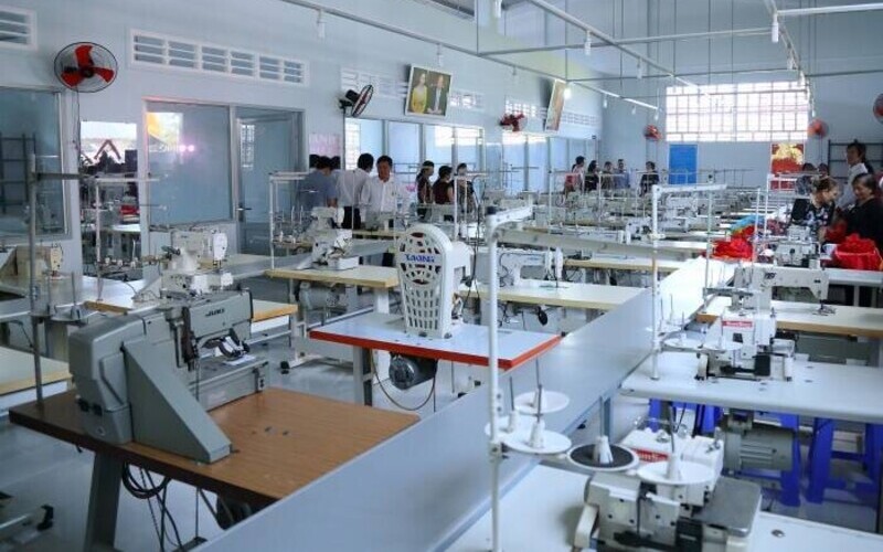 xuong may bui minh truc 6