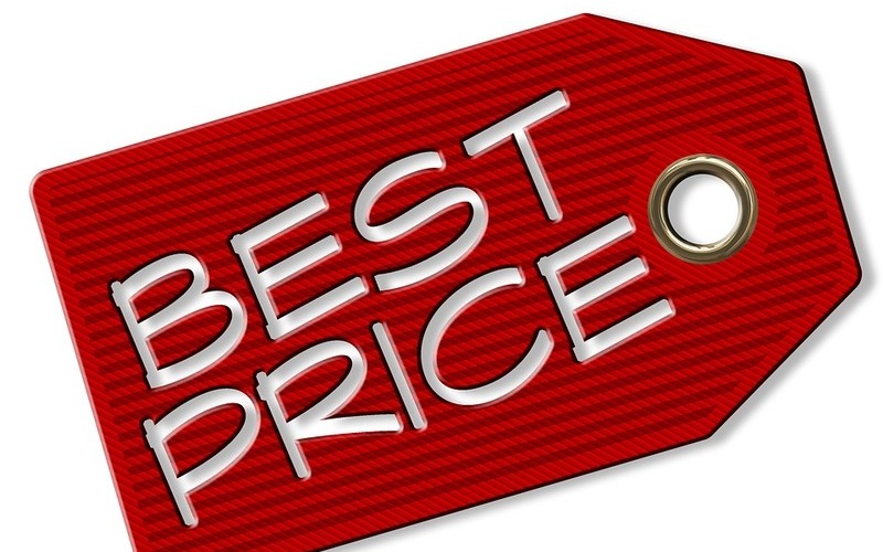 So sánh lựa chọn xưởng may đồ thể thao đường Bùi Minh Trực có giá tốt (Nguồn: Internet)