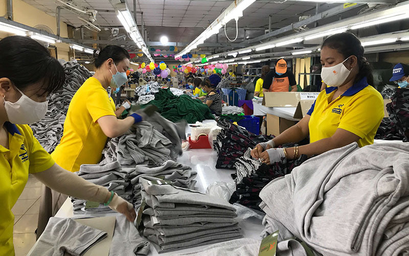 xuong may dong phuc cong nhan quan 8 5