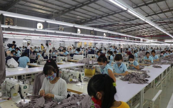 Xưởng may gia công theo yêu cầu là gì? (Nguồn: Internet)