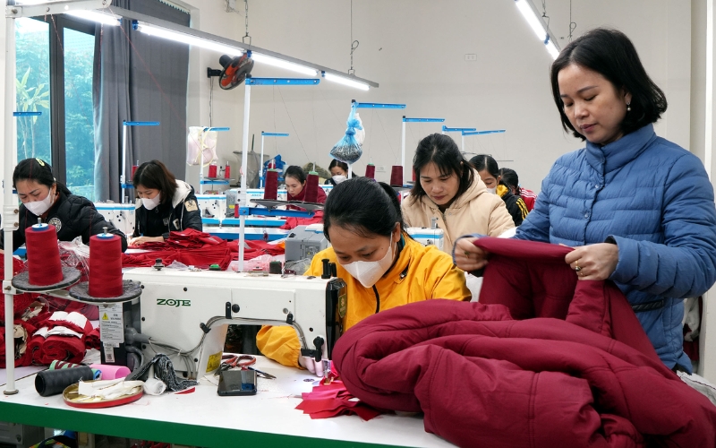 8 xưởng may quần áo giá sỉ tại Hà Nội 11 Xưởng may quần áo giá sỉ tại Hà Nội - Lan Nguyễn (Nguồn: Internet)