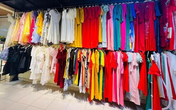 Sản phẩm của xưởng may sỉ Bùi Minh Trực (Nguồn: Internet)