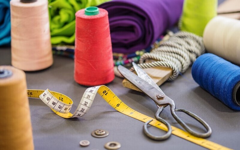 Lựa chọn chất liệu liệu vải và phụ liệu (Nguồn: Internet)
