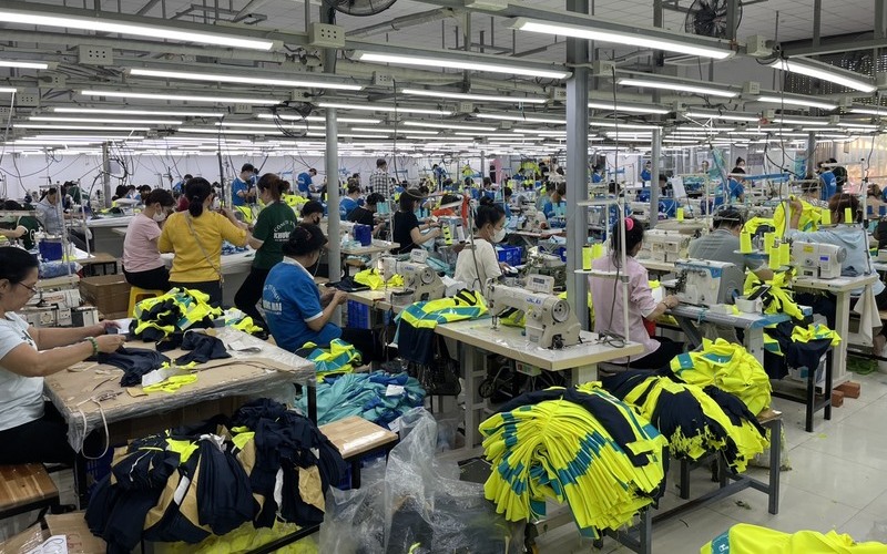 Xưởng may váy đầm quận 8 - Khương Mai (Nguồn: Khương Mai)